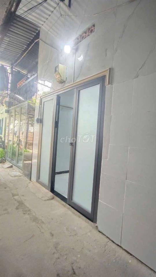 NHÀ NHỎ.ĐƯỜNG ÔTTÔ .GIÁ RẺ