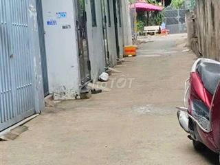 NHÀ NHỎ .ĐƯỜNG TO