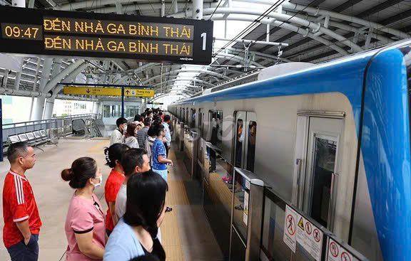 Bán Nhà Đỗ Xuân Hợp, Cách Chợ 2 Phút-  5 phút tới Ga Metro Bình Thái 
