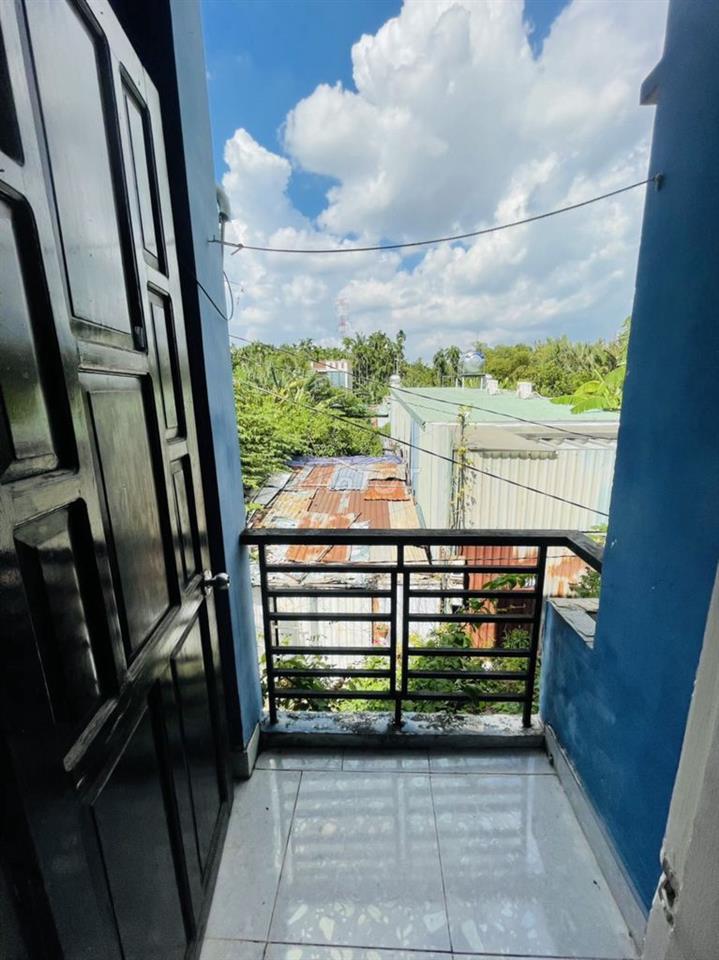 Nhà đang ở cần bán