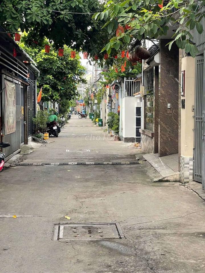 Cần bán nhà gấp để đi định cư