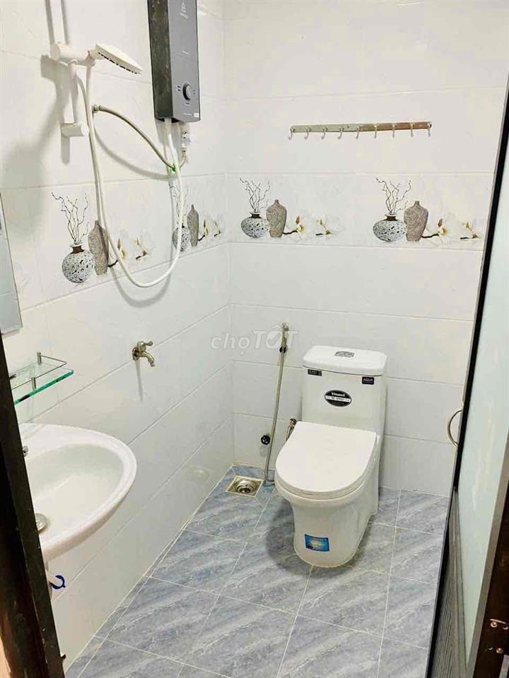 Chủ định cư nước ngoài cần bán ! đang cho thuê 12tr/1 tháng