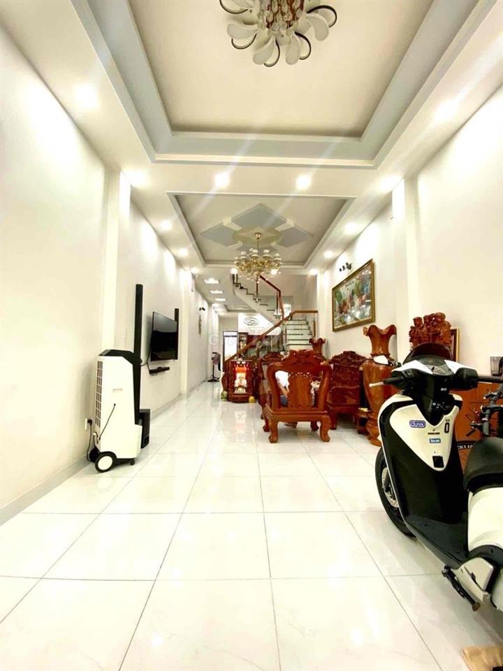 MẶT TIỀN ĐƯỜNG SỐ TRUNG TÂM THỦ ĐỨC - NHÀ ĐẸP LONG LANH VÀO Ở NGAY!