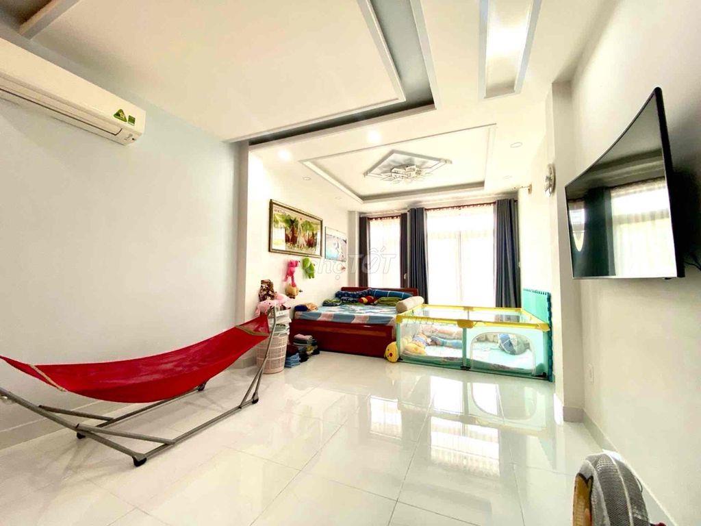 MẶT TIỀN ĐƯỜNG SỐ TRUNG TÂM THỦ ĐỨC - NHÀ ĐẸP LONG LANH VÀO Ở NGAY!