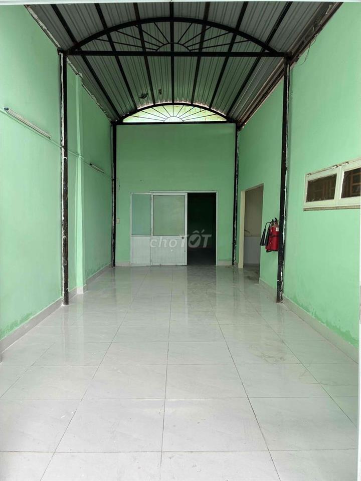 CHO THUÊ NHÀ NGUYÊN CĂN 112 m2, GẦN CHỢ HIỆP BÌNH - XE HƠI VÀO TẬN NHÀ