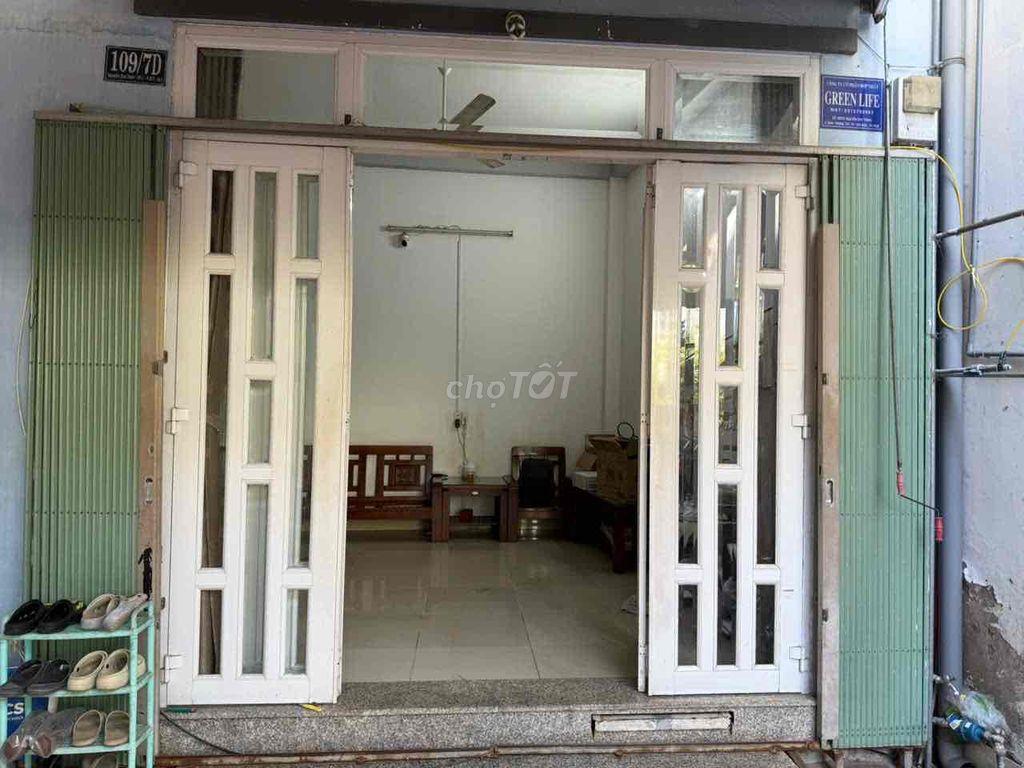 cần bán nhà 1 trệt 2 lầu