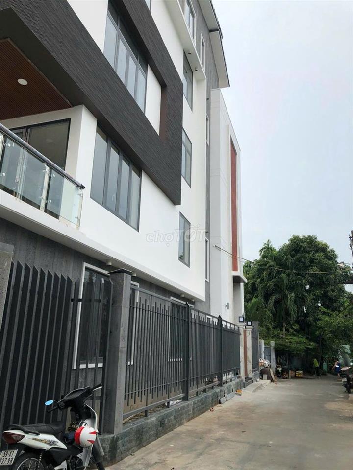 CẦN BÁN NHÀ MỚI XÂY