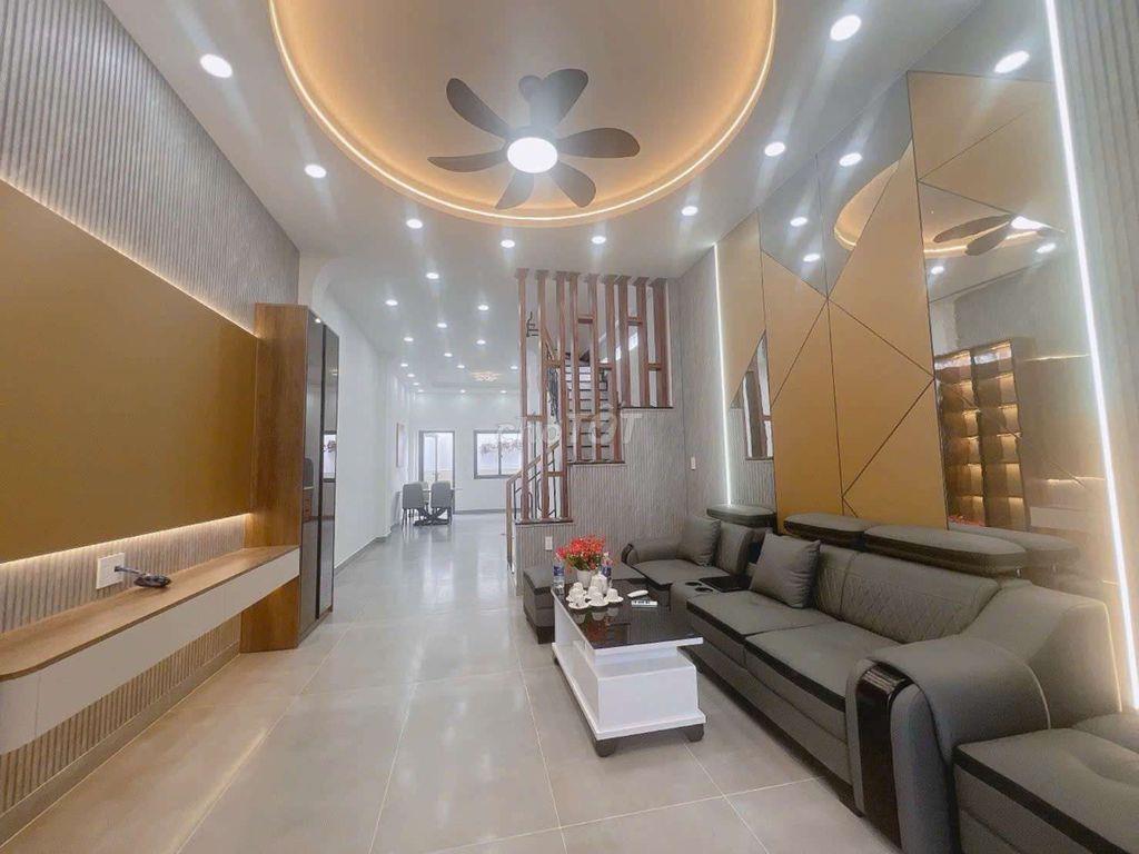 🏠 Nhà mới cạnh chợ Hiệp Bình – hẻm xe hơi, 60m², 4PN, 5WC, 5,5 tỷ TL!!