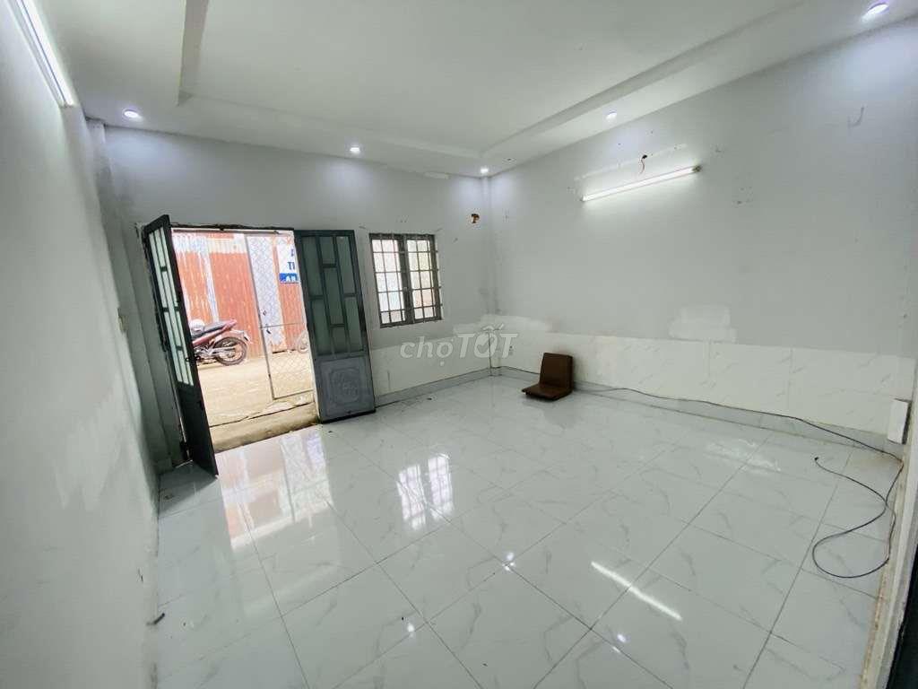 HÀNG XÓM GỬI, B.ÁN CĂN NHÀ _ HẺM XE HƠI _ LINH ĐÔNG, CHỈ 4TY HƠN
