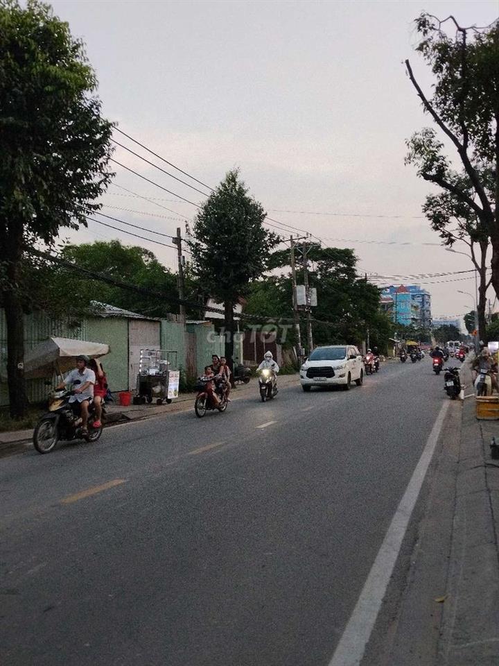 HÀNG XÓM GỬI, B.ÁN CĂN NHÀ _ HẺM XE HƠI _ LINH ĐÔNG, CHỈ 4TY HƠN