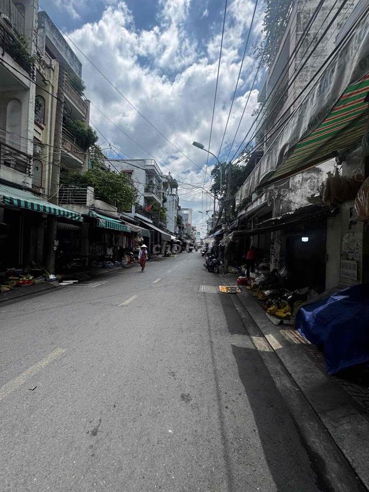 chủ ngộp bán gấp nhà mt chợ Đo Đạc