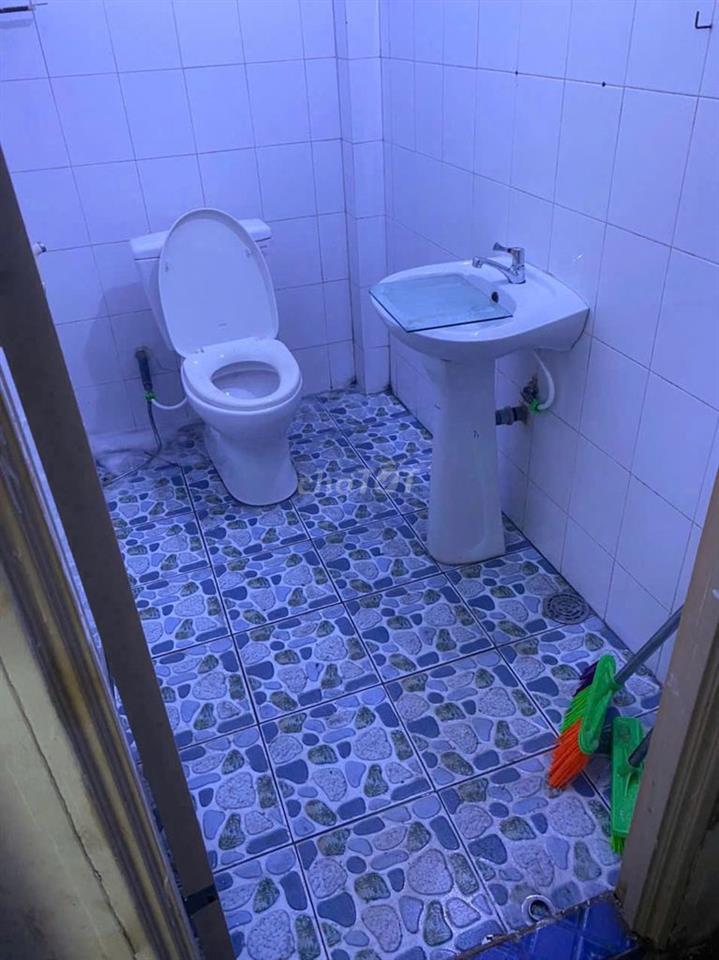 Bán nhà đường số 4 (1 set) hẻm 4m thong , sát bãi xe tải 4 căn,