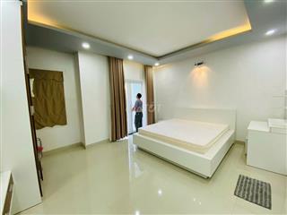 Bán gấp nhà Mega village 75m2,đầy đủ nội thất, sổ hồng, bảo vệ, hồ bơi