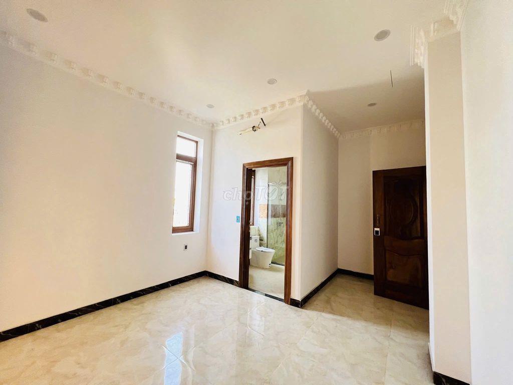 GIÁ NGỘP NHẤT MELOSA KHANG ĐIỀN 115M2 ĐẤT, CÓ NỘI THẤT ĐẸP, SỔ HỒNG