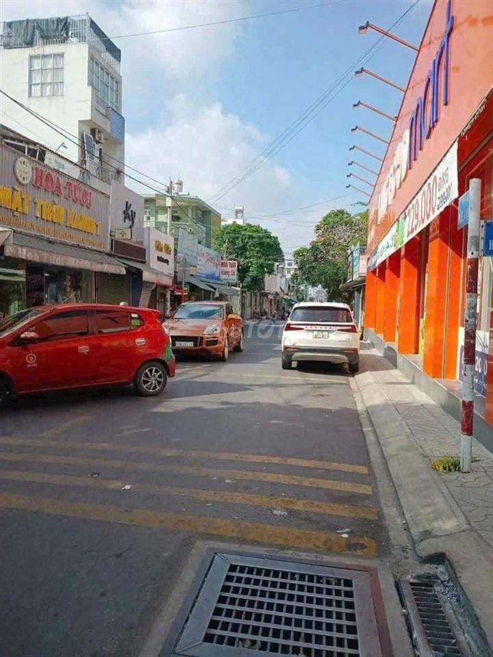 Lô đất đẹp mặt tiền đường nhánh Lê Lợi khu Kiến Thiết ngay  CoopMart