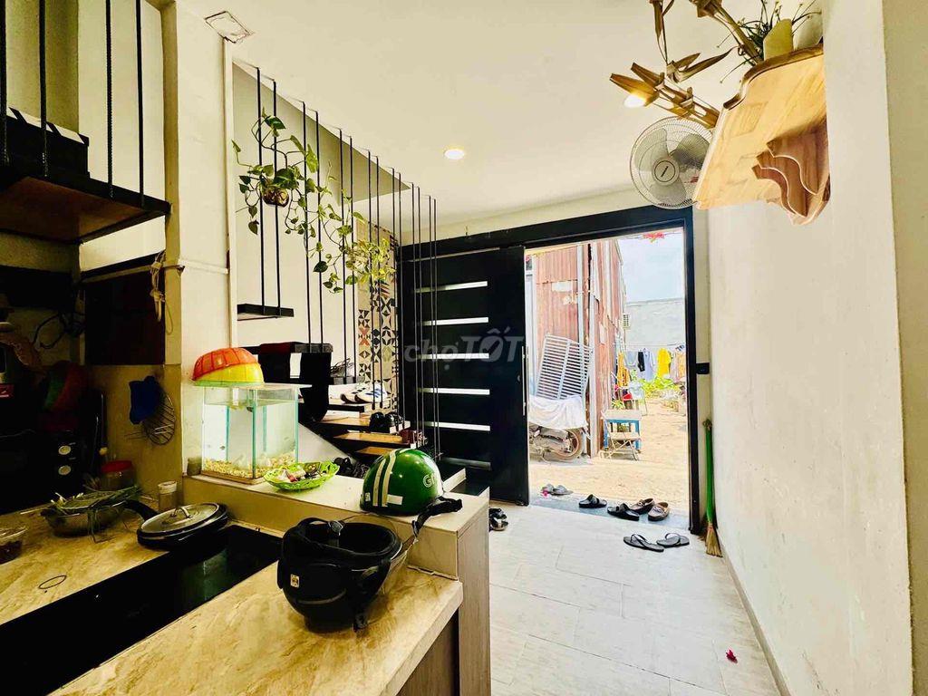 HÀNG HIẾM TL43 – GIÁ HƠN 3 TỶ! 🔥  🏡 Diện tích 100m² (5,5m × 14,4m), kế