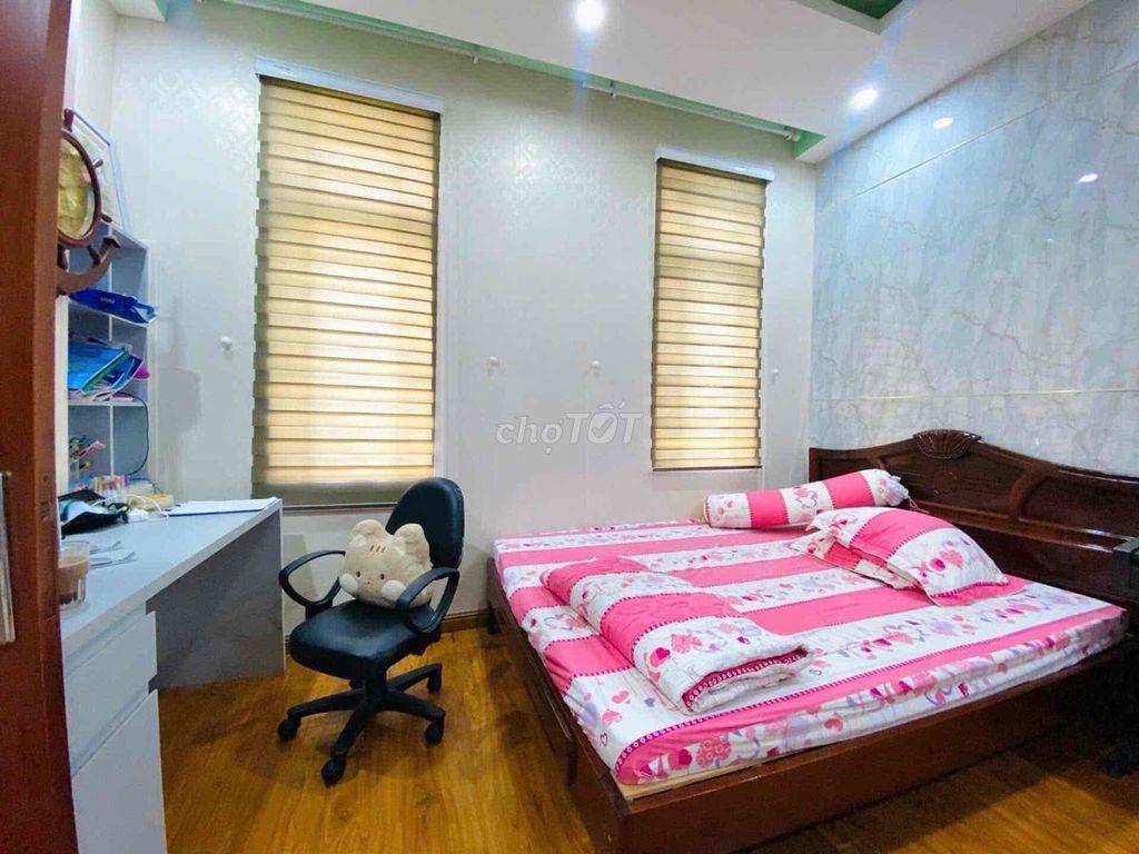 chính chủ cần bán