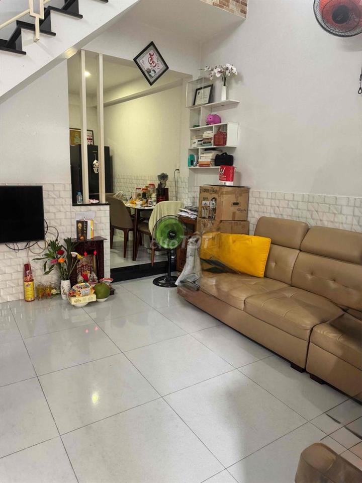 NHÀ ĐẸP ĐƯỜNG TAM HÀ, TÔ NGỌC VÂN 58M2– 2 TẦNG, CÓ SÂN ĐỂ XE