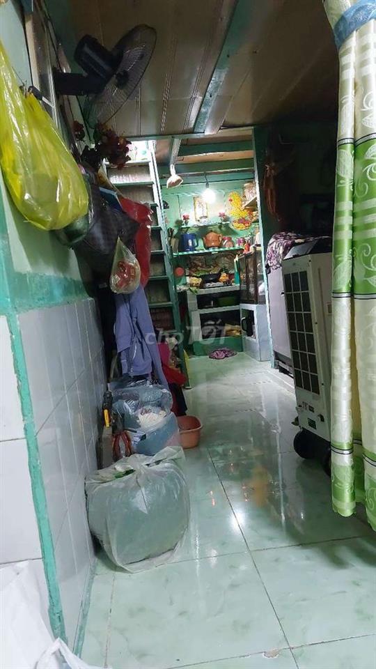 Nhà cấp 4 QL13 Thủ Đức, 30m2 sổ riêng, gần bờ kè công viên cây xanh