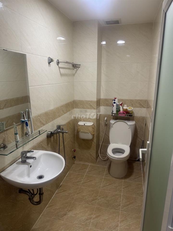 bán nhà cách quốc lộ 13 chỉ 100m, thủ đức cũ