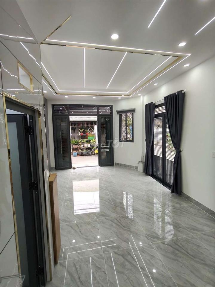 Nhà đẹp hẻm ô tô chợ Đầu Mối-Tam Bình-Thủ đức nhỉnh 5 đồng sổ riêng