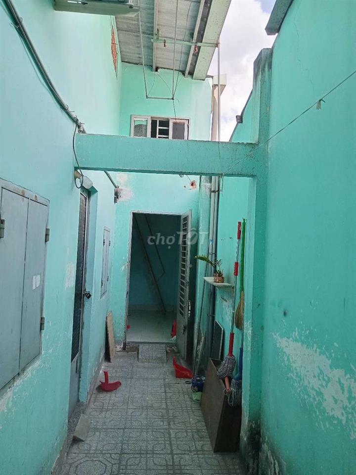 BÁN NHÀ
