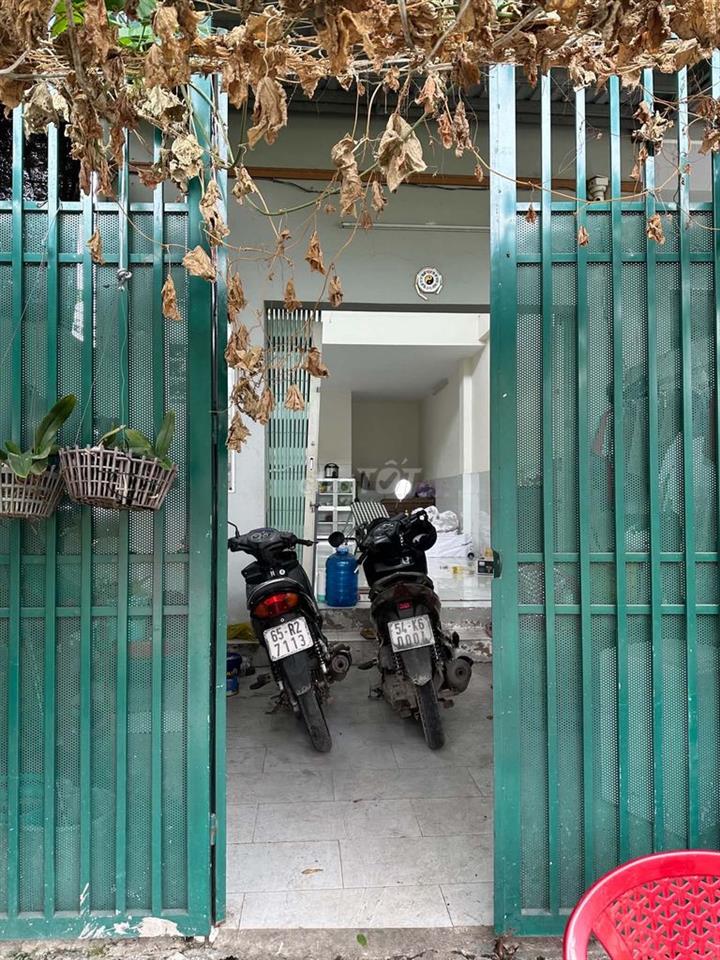 Chính chủ bán nhà hẻm 18 Ngô Chí Quốc.