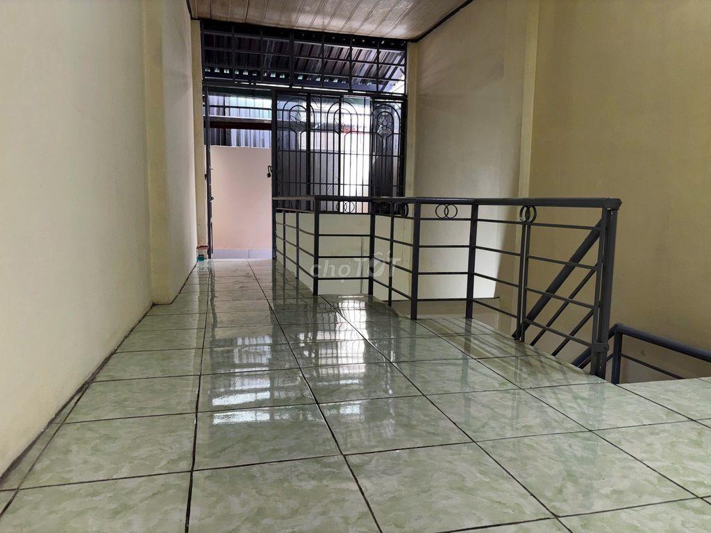 Nhà hẻm thông, 1 trệt - 1 tầng,  chính chủ cho thuê