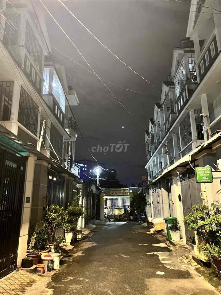 Nhà 3 tầng Tân Hòa 2 Thủ Đức, 56m2, 4PN, đường ô tô 6m