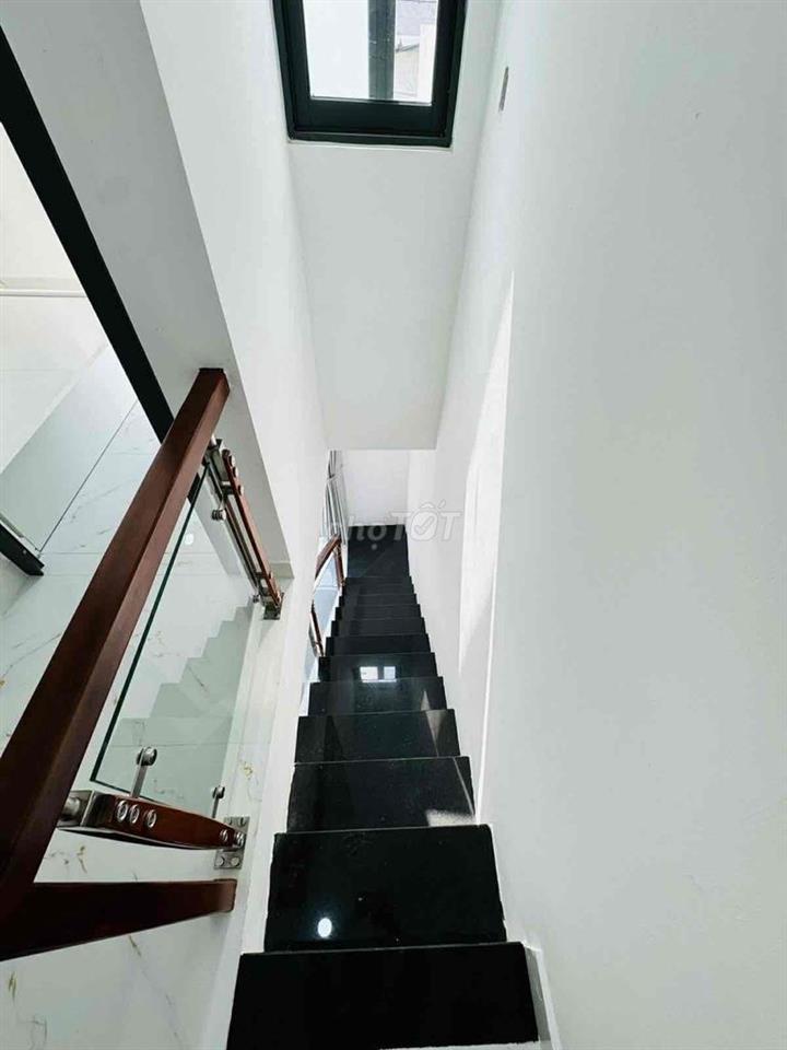 Nhà 2 tầng Trương Văn Thành Thủ Đức, 35m2, 2PN, hẻm ô tô thông