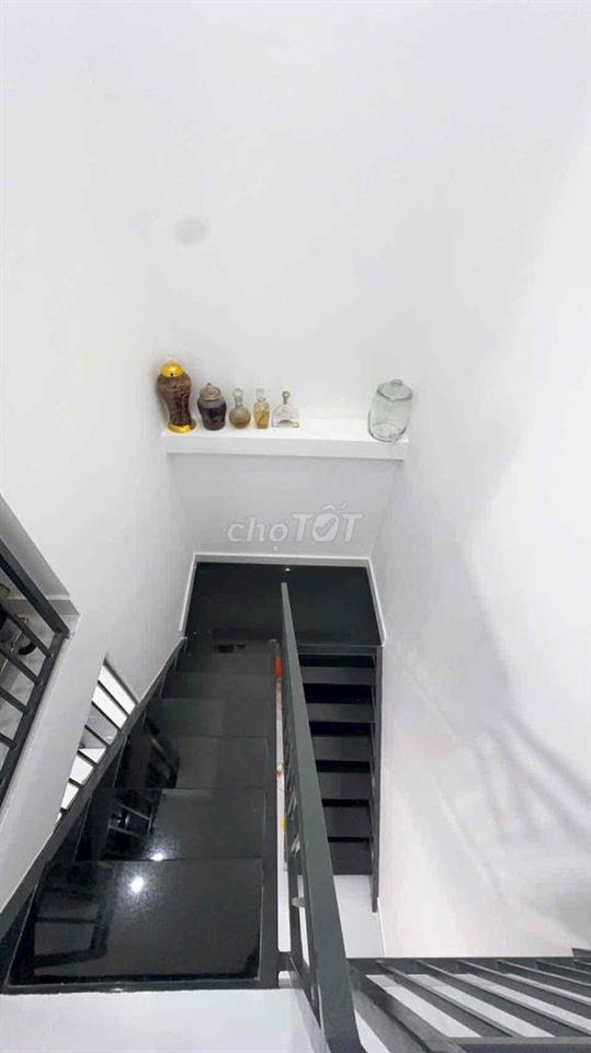 nhà mới đường 17 long bình
