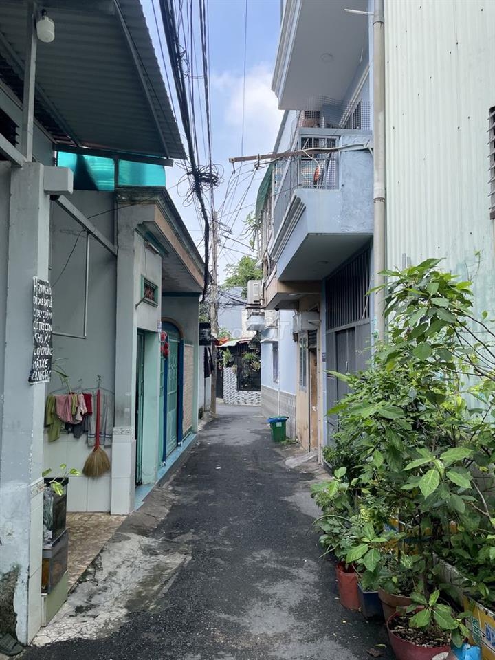 CẦN BÁN 1 PHÒNG TRỌ Ở THỦ ĐỨC