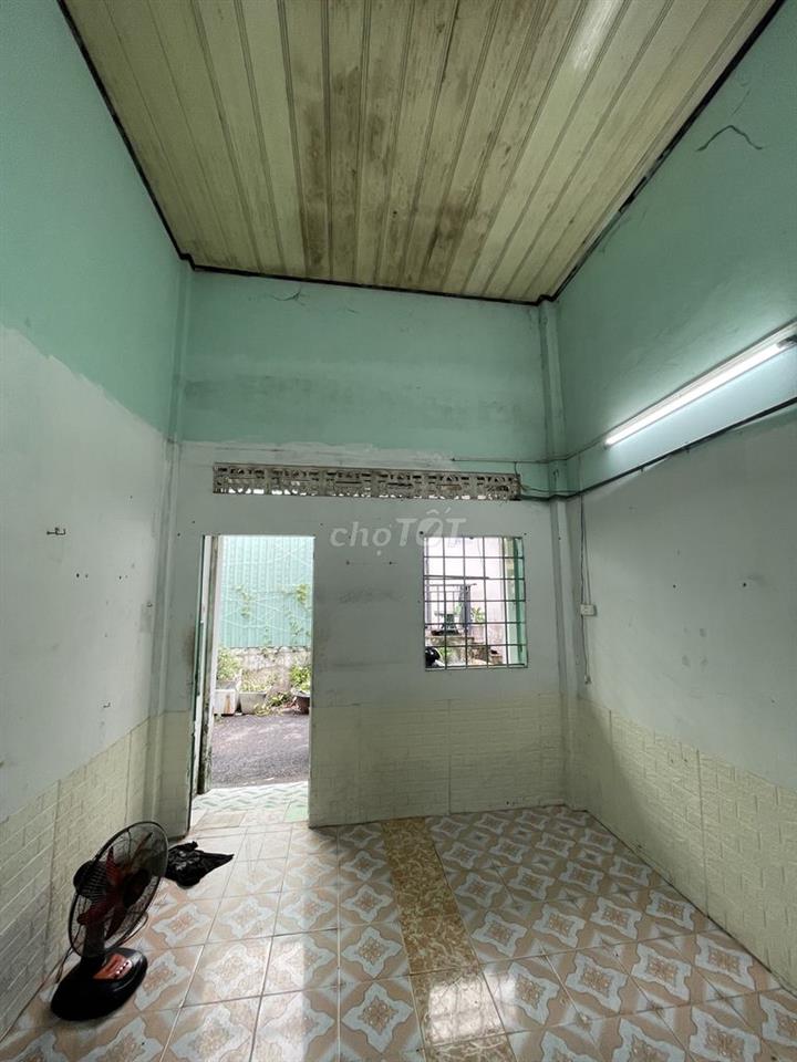 CẦN BÁN 1 PHÒNG TRỌ Ở THỦ ĐỨC