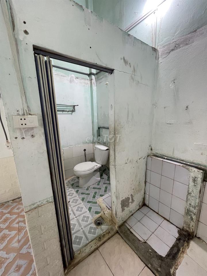 CẦN BÁN 1 PHÒNG TRỌ Ở THỦ ĐỨC