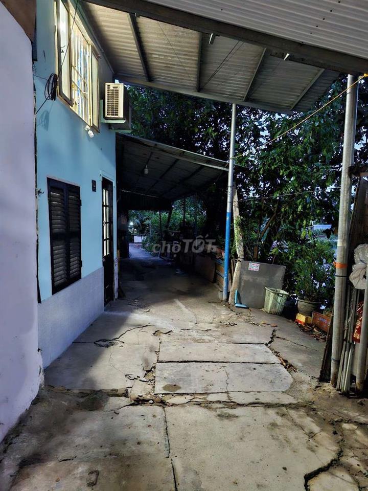 Bán nhà gần quốc lộ 13, sau chợ Bình Triệu