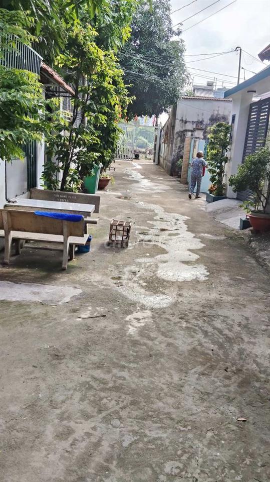 Bán nhà chính chủ 1 tầng, 4x25, hẻm xe hơi