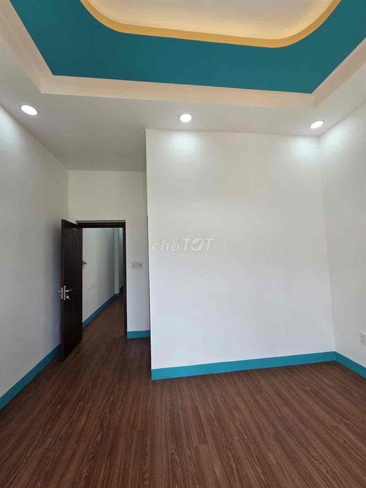 Đỗ Xuân Hợp - Nhà đẹp ngay chợ 90m - Giá 9,8 tỷ - 3 tầng 6PN + 5WC - Ô