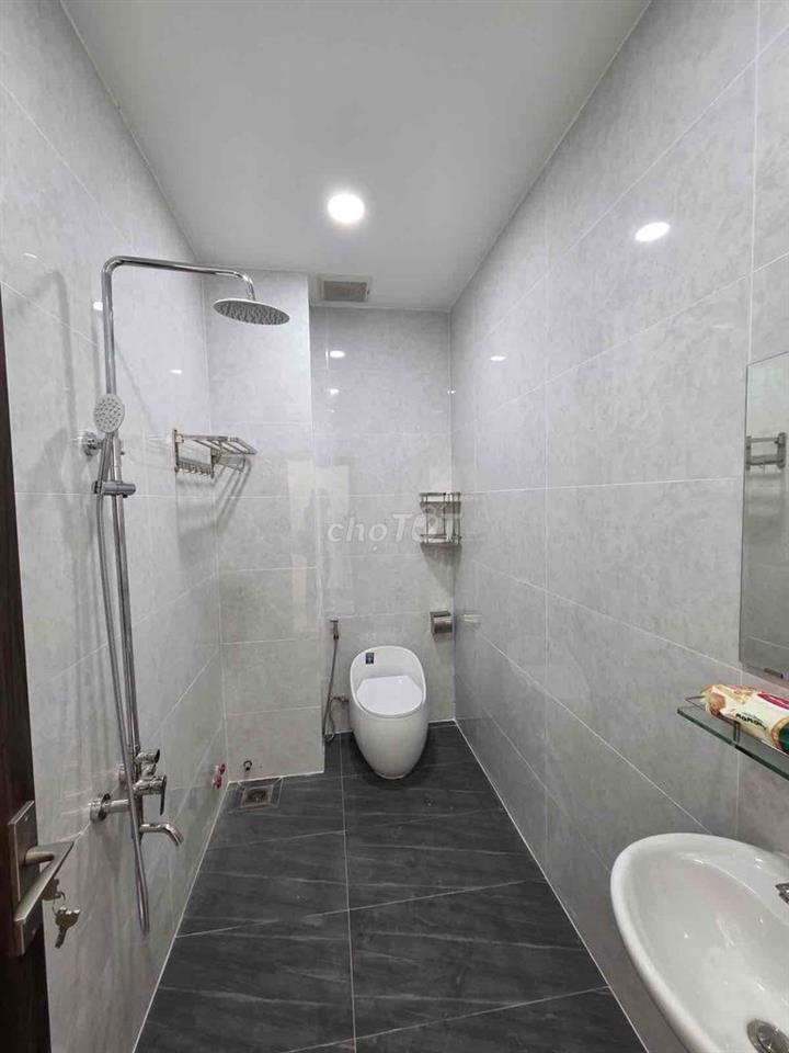 Đỗ Xuân Hợp - Nhà đẹp ngay chợ 90m - Giá 9,8 tỷ - 3 tầng 6PN + 5WC - Ô