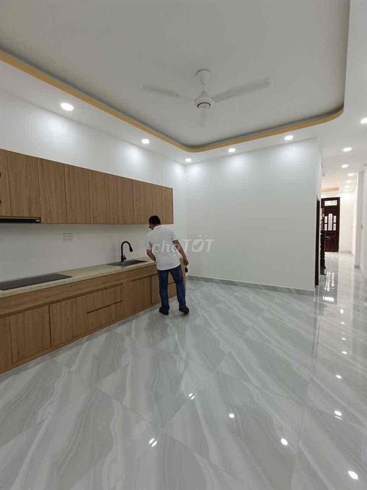 Đỗ Xuân Hợp - Nhà đẹp ngay chợ 90m - Giá 9,8 tỷ - 3 tầng 6PN + 5WC - Ô