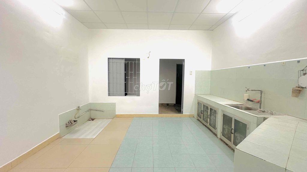 Bán nhà đường số Phước Bình, gần Global city