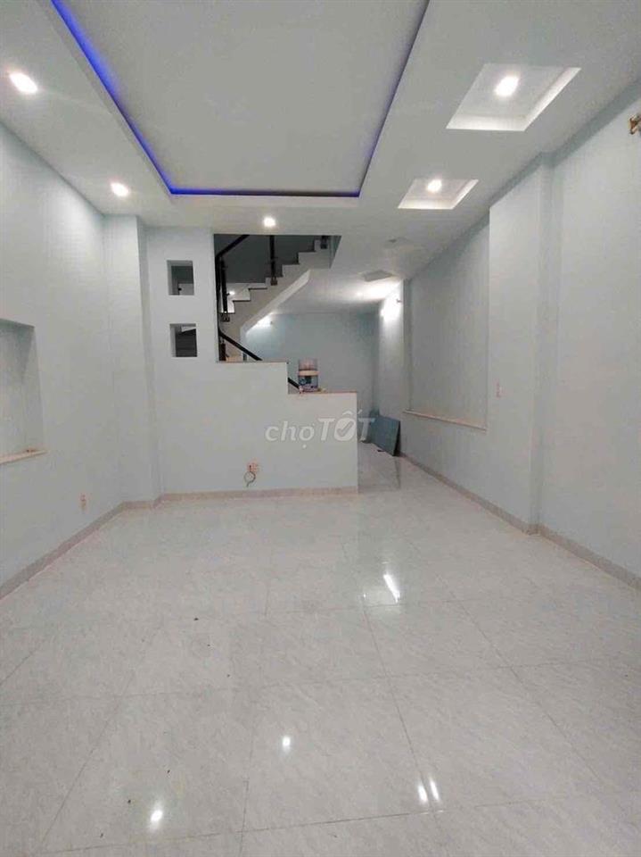 NHÀ MỚI TOANG NGAY 606 QL 13 HBP(KDC HỒNG LONG)-ĐỐI DIỆN VẠN PHÚC CITI