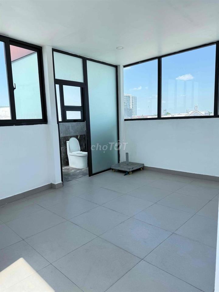 Cho thuê MBKD Mặt Tiền đường Tô Ngọc Vân, Phường Tam Bình Thủ Đức