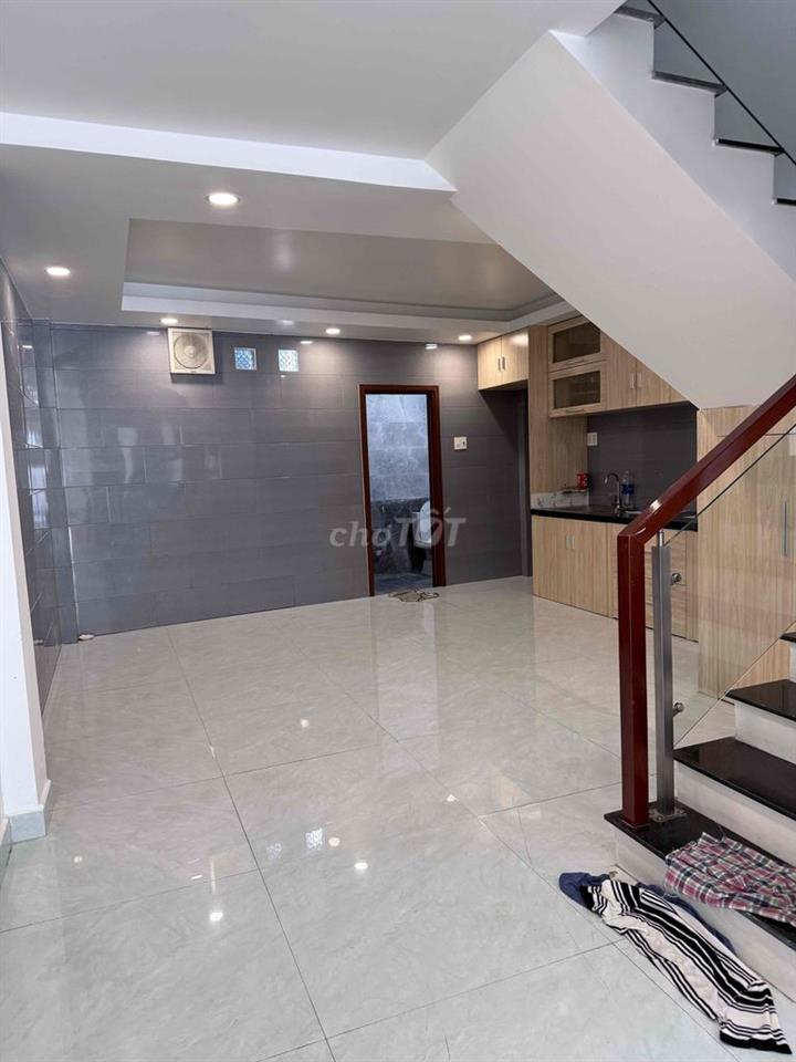 Cho thuê MBKD Mặt Tiền đường Tô Ngọc Vân, Phường Tam Bình Thủ Đức