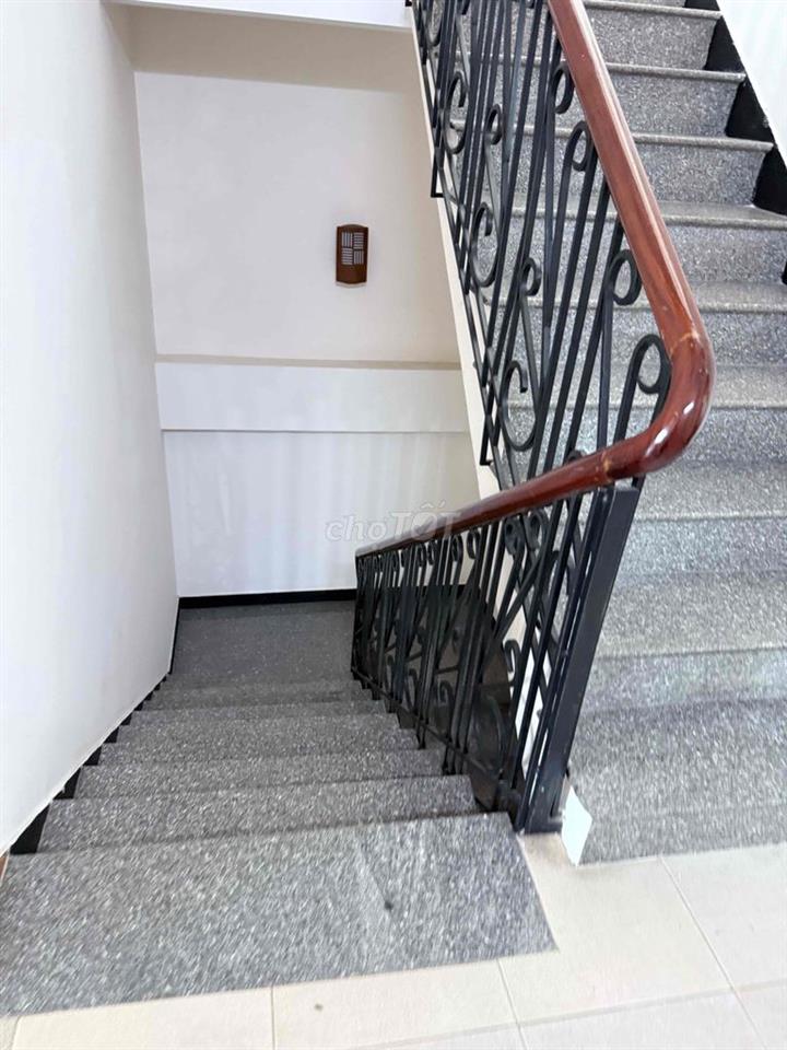 Cho thuê Biệt Thự bên sông đường thông, Gần Gigamaill P HiệpBinhf Cháh