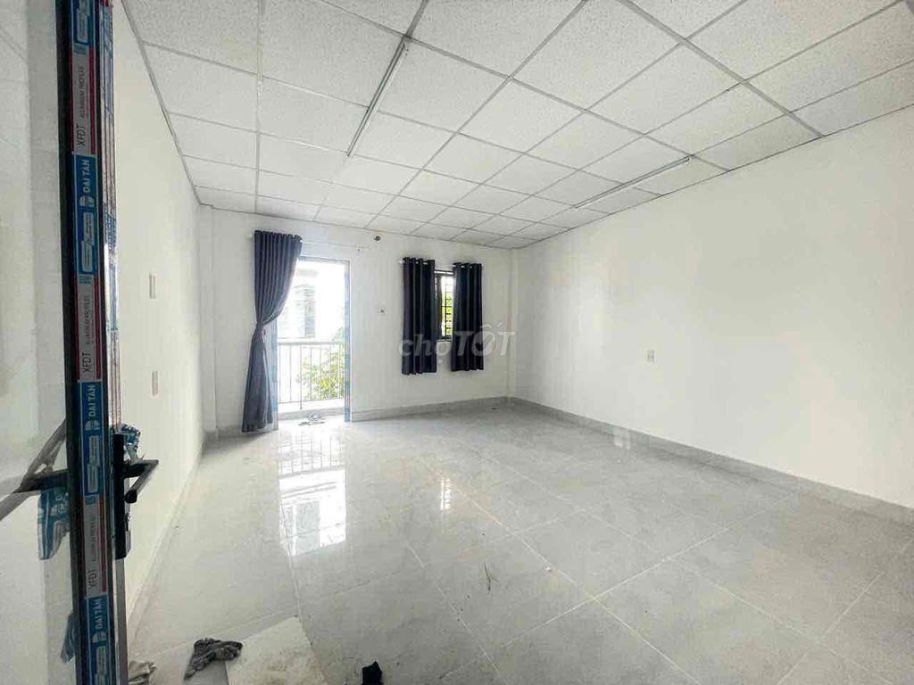 Cho thuê nhà 1 trệt lầu hẻm cụt ô tô yên tĩnh có PN trệt đường số 3 Tr