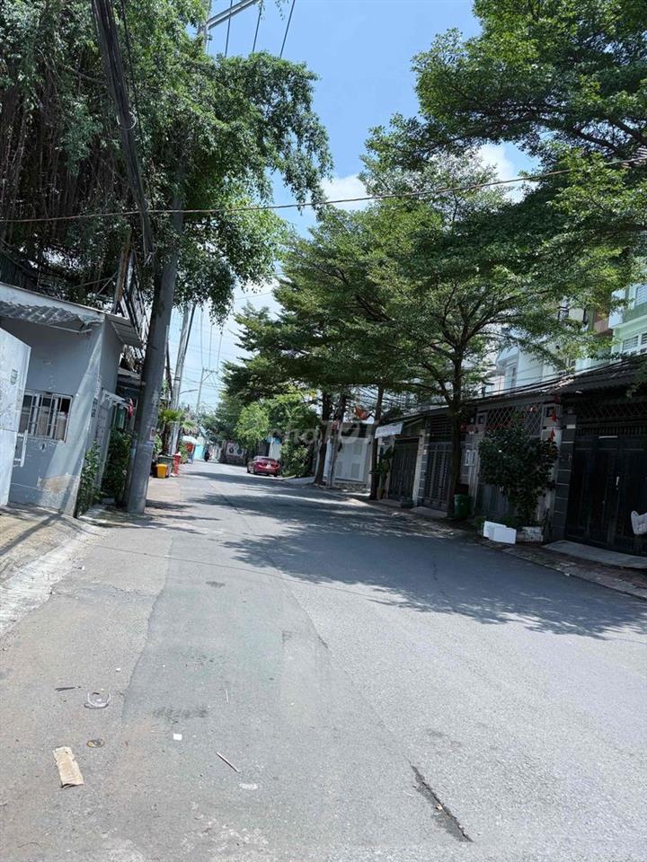 Cho thuê kho xưởng 1040m2 đường số 8 ngay Quốc Lộ 13