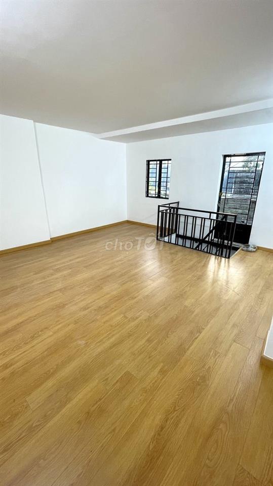 Nhà cho thuê (mới) đường số 9. Gần ĐH cảnh sát 