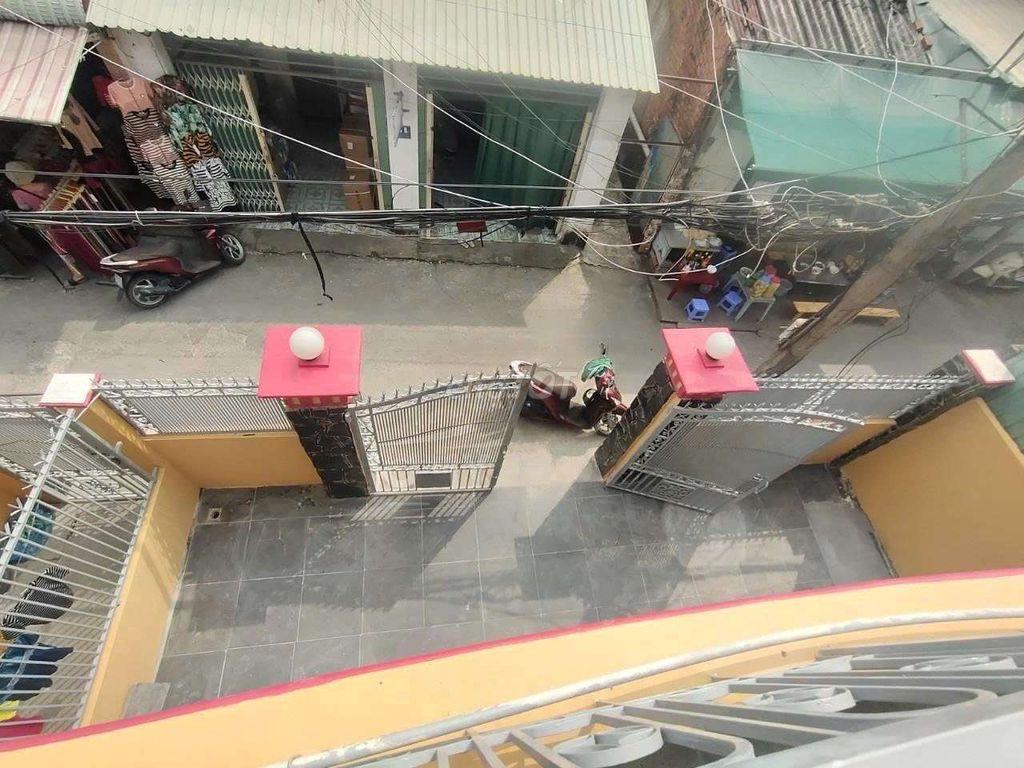 NHÀ HXH, MỚI SƠN SỬA, 1T2L 4PN 4WC, Ở GIA ĐÌNH + VP CTY