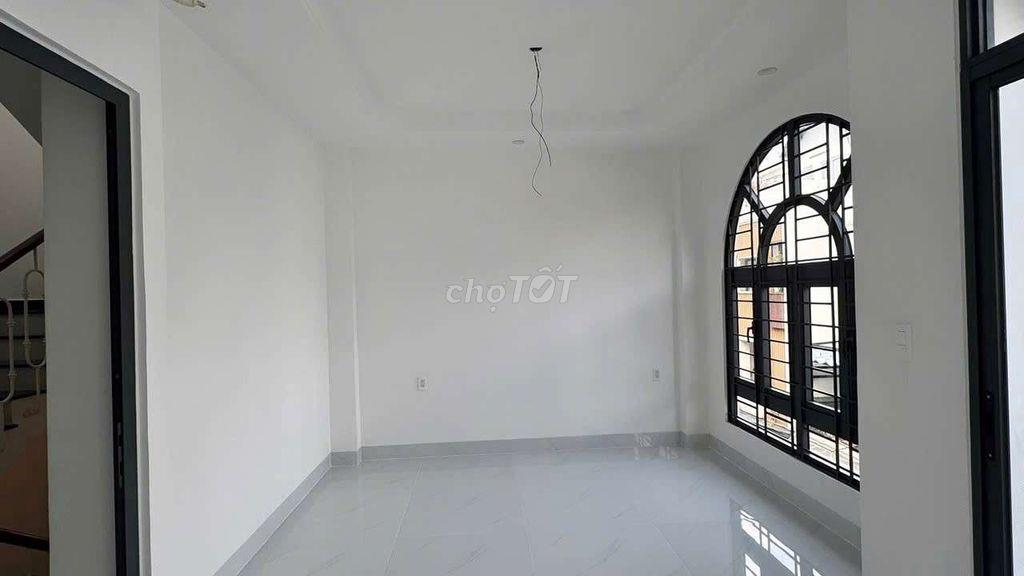 NHÀ MỚI XÂY CỰC ĐẸP, 1T3L 4PN 5WC, GẦN METRO. 