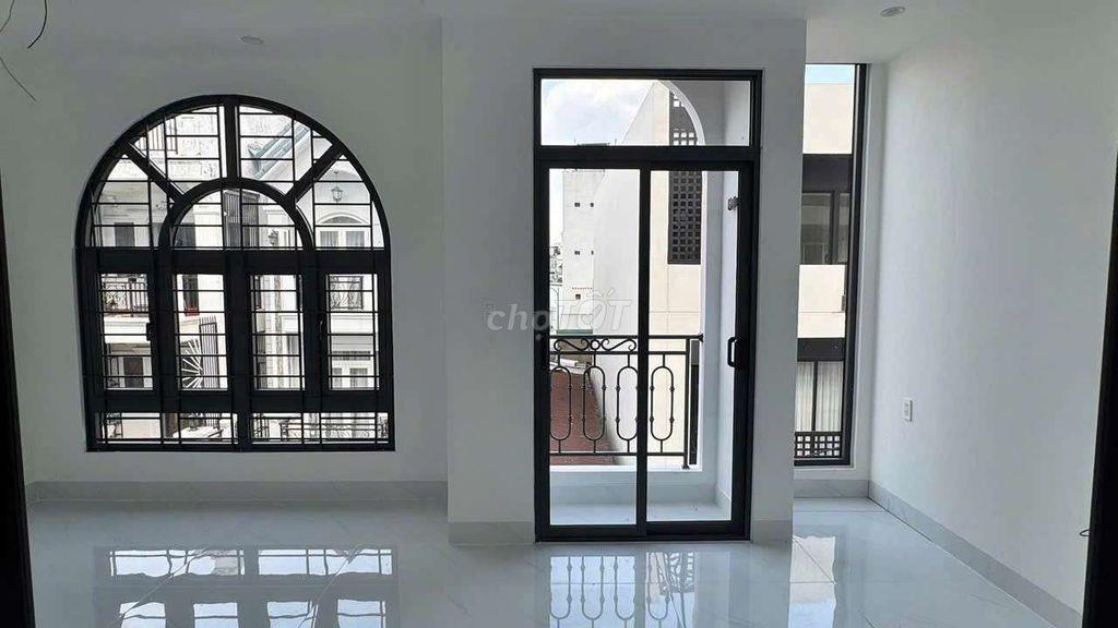 NHÀ MỚI XÂY CỰC ĐẸP, 1T3L 4PN 5WC, GẦN METRO. 